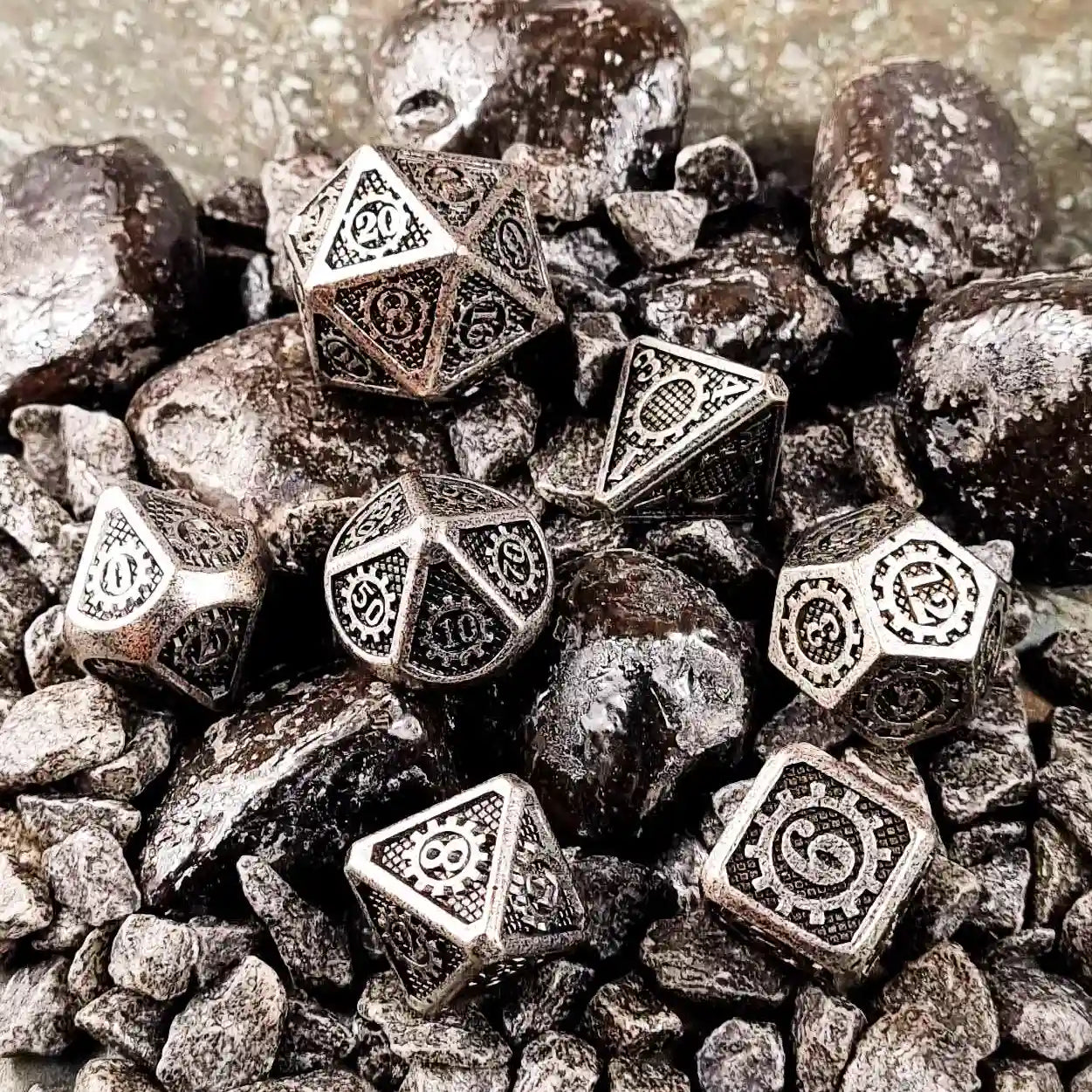 Battleworn Cogs & Gears Metal DnD Dice Set