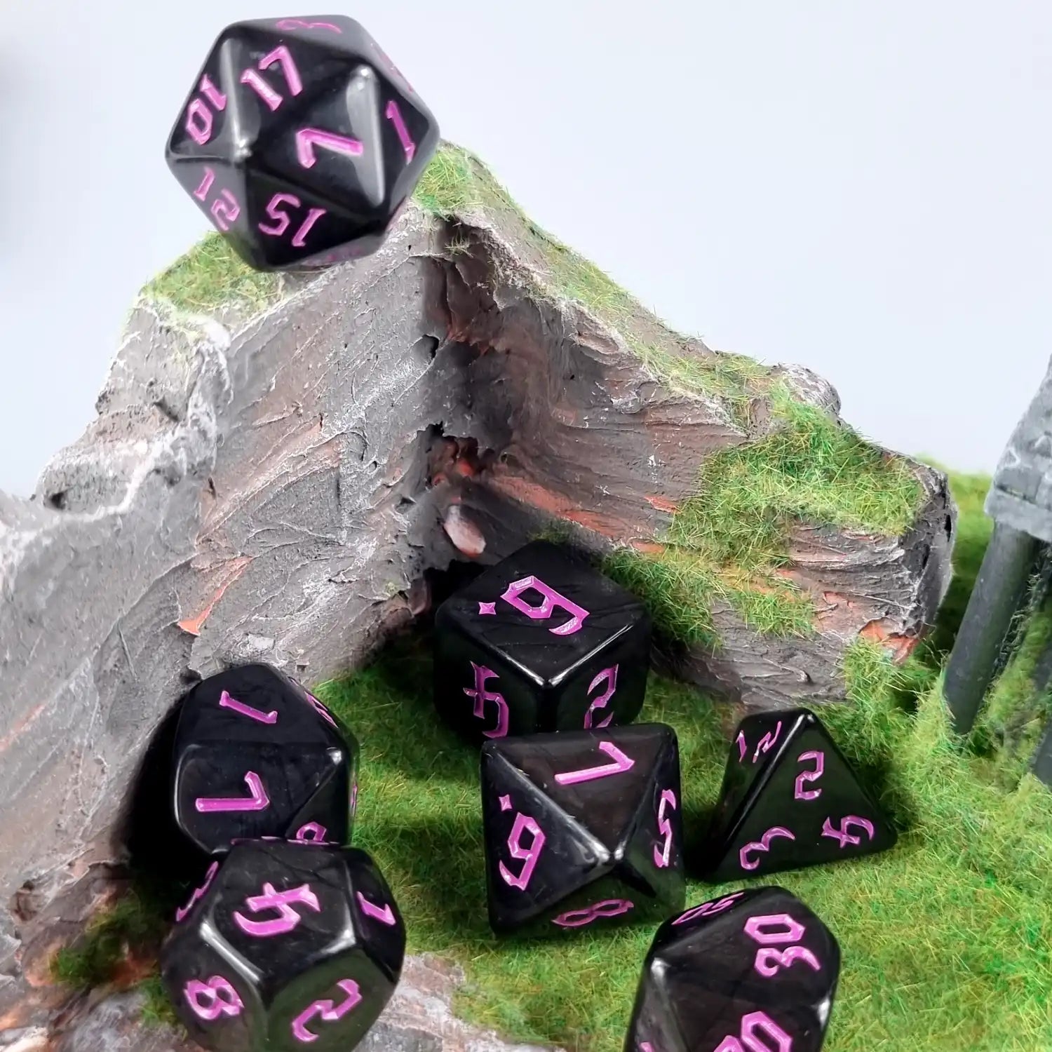 Black & Purple Dungeons & Dragons Dice Set